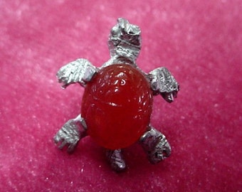 Tiny Turtle pin - Slow and Steady endurance patience protection- vintage silver alloy and choice of stone