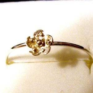Flower Ring 1 Dainty Little Stacker eco-friendly sterling silver - Custom Made in your Size - Sun Series - 3