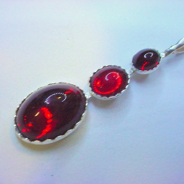 Deep Red drops pendant - sterling silver - Vintage garnet red crystal  - 1.5 to 2 inches long