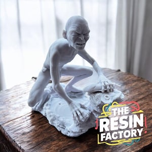 UnPainted Gollum/Smeagol Resin Statue 1:6 | Game, Movie, and Comic Character Collectible | Magnetic Parts | Detailed Figurine for Collectors
