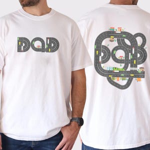 T-shirt grappige speelauto's op papa's rug, dubbelzijdig T-shirt racebaan routekaart, interactief speelshirt peuter, grappig vaderdagcadeau voor papa