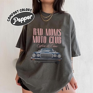 Rad Moms Moto Club T-Shirt, Cool Mom Motorcycle Club Shirt, Biker Mom Tee, Vintage Moto Apparel for Moms