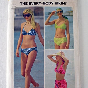 DESTASH Vintage Simplicity Sewing Pattern 5576 UNCUT