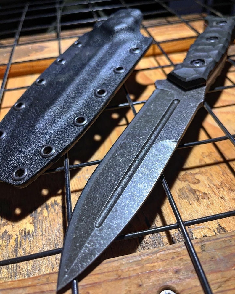 bushcraft camping machete , bushcraft knife, special steel knife for survival, quality steel knife suitable for daily use, customizable special design , handmade knife with leather sheath , leather gift,handmade leather gift, camping gift for lover,