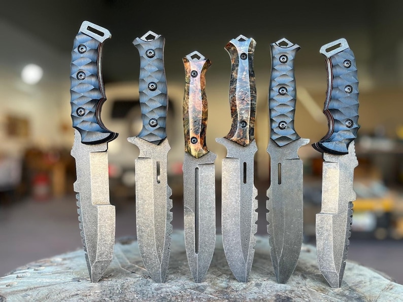 bushcraft knife , handmade knife