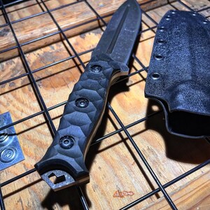 bushcraft camping machete , bushcraft knife, special steel knife for survival, quality steel knife suitable for daily use, customizable special design , handmade knife with leather sheath , leather gift,handmade leather gift, camping gift for lover,