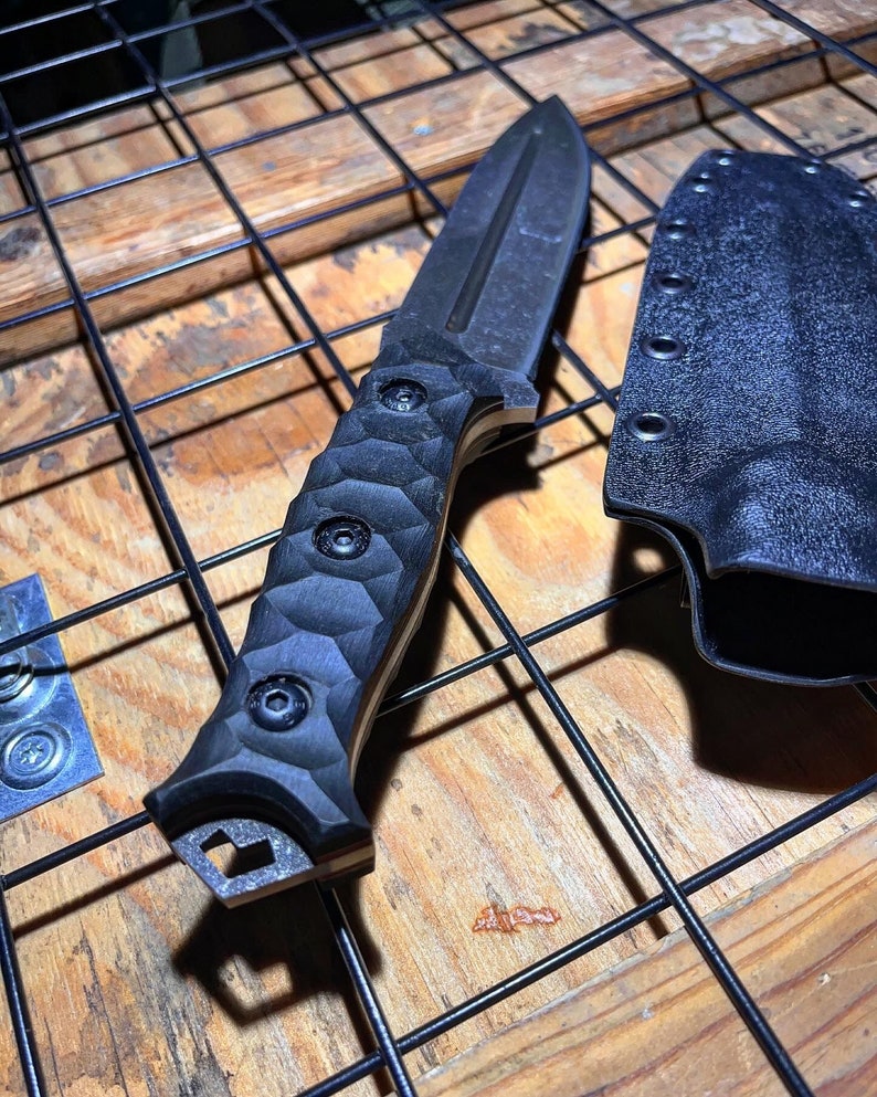 bushcraft camping machete , bushcraft knife, special steel knife for survival, quality steel knife suitable for daily use, customizable special design , handmade knife with leather sheath , leather gift,handmade leather gift, camping gift for lover,