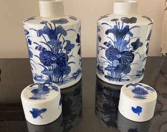 Chinese Blue and White Ceramic Tea Ginsing Caddy Jar (Set of 2)