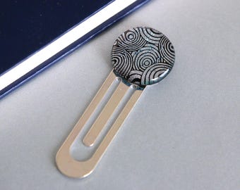 Silver Graphic Blue Book Mark Dichoric Glass