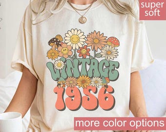 Comfort Colors® Vintage 1956 Shirt, Retro Groovy 70. Geburtstag T-Shirt, Hippie Daisy Floral Shirt, 70 Jahre geliebter Meilenstein Geburtstagsgeschenk