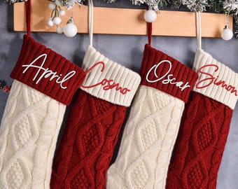 Medias navideñas de lana bordadas: decoración navideña familiar