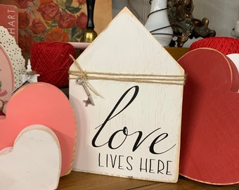 LOVE LIVES HERE Sign House Wood Tiered Tray Decor Valentine's Day Decor Wooden Valentines Day Decoration Mini Sign Shelf Sitter Hostess Gift