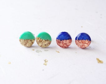 circle resin studs, gold flakes in teal, copper flakes in navy blue, or silver flakes in light peach