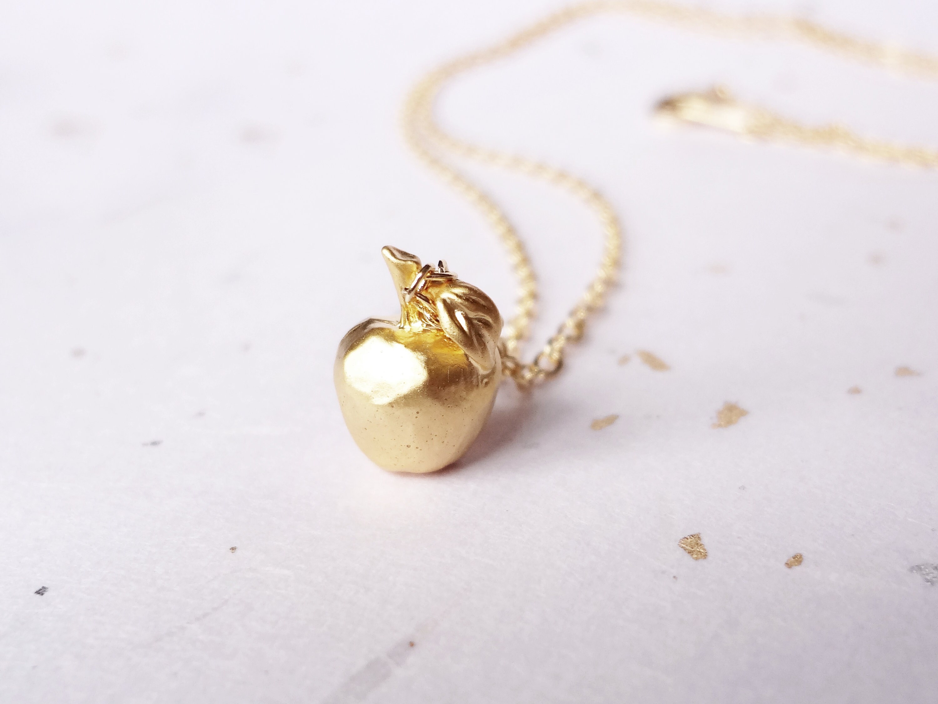 Gold apple deals necklace pendant