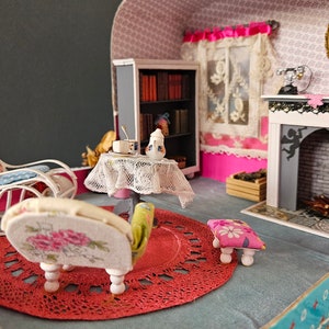 Salon miniature dans une valisette image 6