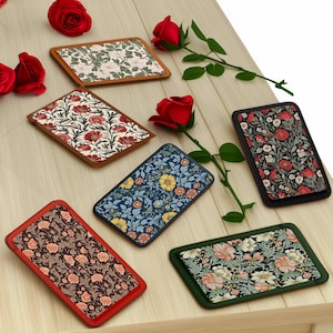 Chic William Morris Floral MagSafe Brieftasche für iPhone Einzigartiges Design Kartenhalter, Magnetisches Echtleder, für iPhone 15, 14, 13, 12, 11