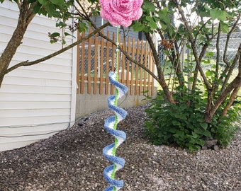 Rose wind spinner yard art