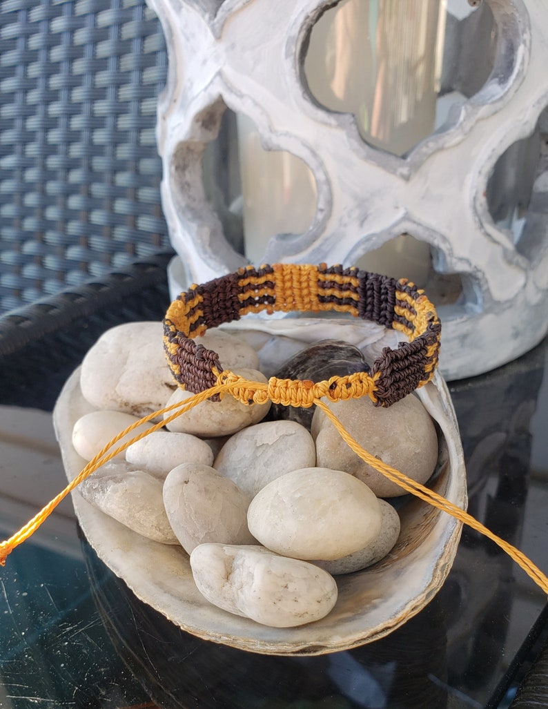 SALE Mens adjustable macrame bracelet image 3