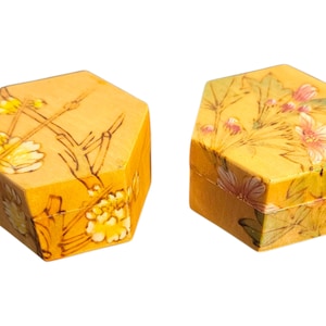 Vintage Japanese Floral Wooden Trinket Boxes – Hand-Painted Hexagon Keepsake Pair