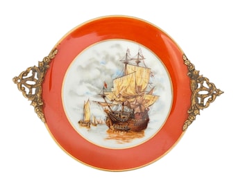 Vintage Limoges handgeschilderd porseleinen scheepsbord met koperen handgrepen, roodgouden decoratief Frans dienblad, maritiem decor