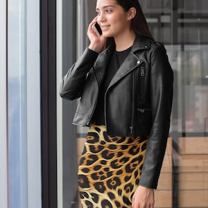 Fierce Fabulous Leopard Print Pencil Skirt Slimming Stylish, and Versatile Women&#39;s Pencil Skirt (AOP)