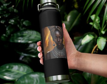 Royal Hydration: Bestärken Sie Ihre Reise mit der Afrikanischen Kriegerprinzessin-Wasserflasche Kupfer-Vakuum-Isolierflasche, 22 Unze