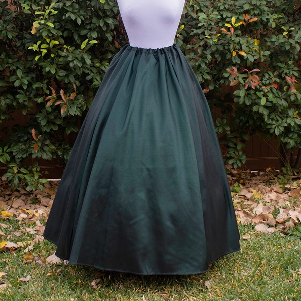 Renaissance Skirt in Hunter Green Taffeta, Steampunk Costume, Ren Faire Garb, Womens Halloween Costume, Goth Prom, Medieval Clothing, LARP