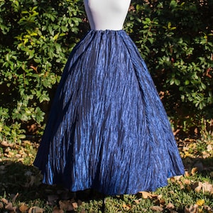 Renaissance Skirt in Navy Blue Crinkled Taffeta, Steampunk Costume, Ren Faire Garb, Womens Halloween Costume, Medieval Clothing, LARP