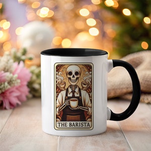 Tarot Barista Becher, lustiges Tarot Kartengeschenk, sarkastischer Skelett Becher, Witchy Geschenke, Geschenk für Tarot Liebhaber, Tarot Kaffeebecher Geschenk, Celestial.