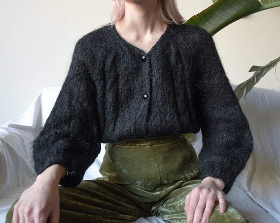 5222t / mohair hand knit cardigan sweater / 1960s