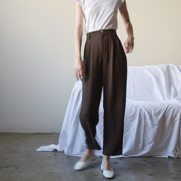 brown pleated crepe trousers / high rise baggy pants / 3884t / B15