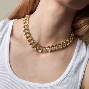 2335a / chunky chain link collar necklace image 1