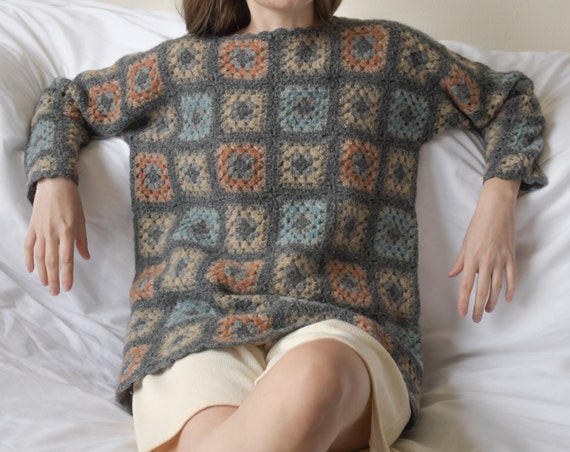 5815t / shetland wool gray granny square crochet s