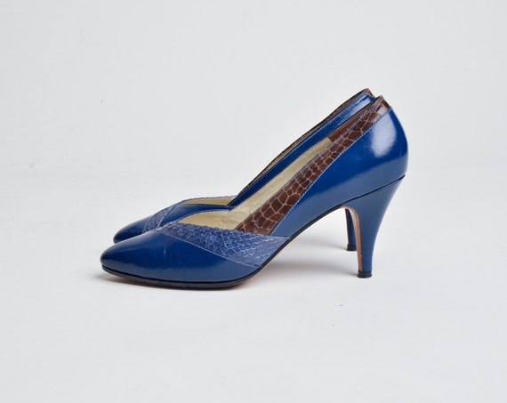 blue and brown pumps