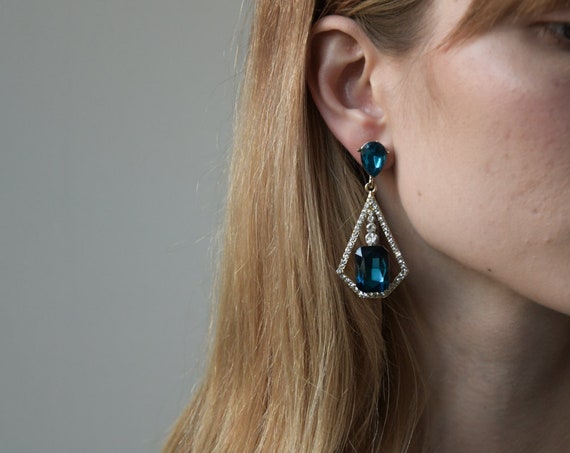 2399a / rhinestone drop earrings / jeweled dangle