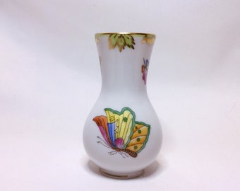 Antique Herend fine china vase QUEEN VICTORIA stamped VBO design *free shipping*