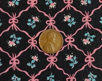 TRUE VINTAGE 1940s fabric GENEROUS 1/4 yard (10"x35") tiny pink bows