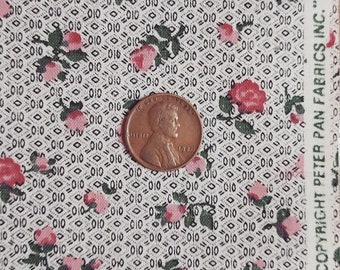 GENEROUS 1/4 yard vintage PETER PAN fabric pink and mauve floral on black and white geometric print