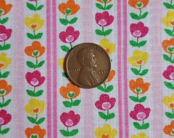 ADORABLE vintage seersucker fabric GENEROUS 1/4 yard (10"x32") missing one selvage PINKS