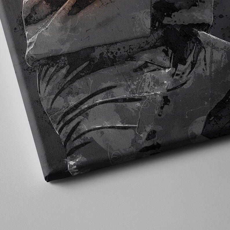 Pu&ograve; includere: Un dipinto astratto in bianco e nero di un viso. Il dipinto &egrave; realizzato in uno stile che ricorda un disegno a carboncino.