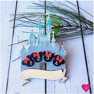 Disney Family Personalize Vacation Ornament. Mickey & Minnie Christmas Holiday Ornament. Gift for Disney Lover. 2-8 heads. Gift for her. afbeelding 4