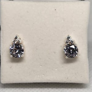 925 Sterling Silver Pear CZ Stud Earrings, Cubic Zirconia Earrings, Minimalist Earrings, Gift for Her, Bridal Jewelry