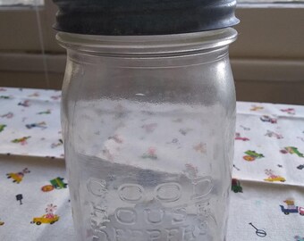 Vintage Good House Keepers Glass with lid