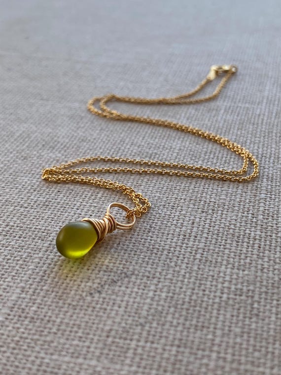 Beautiful olive deep green statement pendant with gold swirl wire Marquise Emerald Olive Branch Leaf Necklace Pendant – MSBLUE  main image 4
