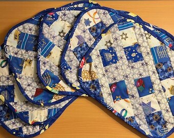 New Set of 6 Handmade Hanukkah Placemats, Judaica, Dreidel, Menorah, Star of David, Patchwork and Strip Quilting