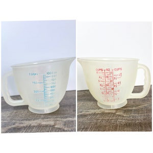 Vintage Tupperware Mix N Stor 4 Cup Measuring Mixing Batter Bowl