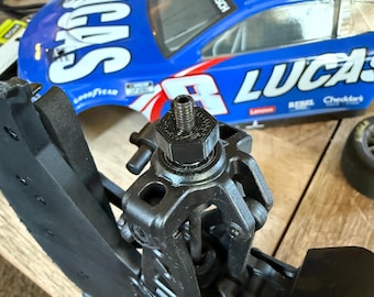 Losi NASCAR 8mm to 12mm hex adapter