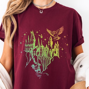 Maglietta magica, maglietta con libro magico, maglietta da mago, felpa da mago, maglietta della scuola di magia per gli amanti della magia, scuola di magia Universal Studio