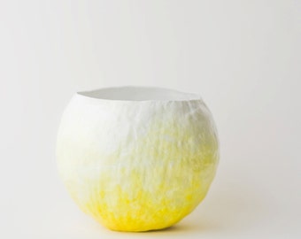 Yellow Fade Vessel