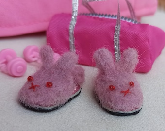 Chaussons OOAK lapin pour poupées Blythe